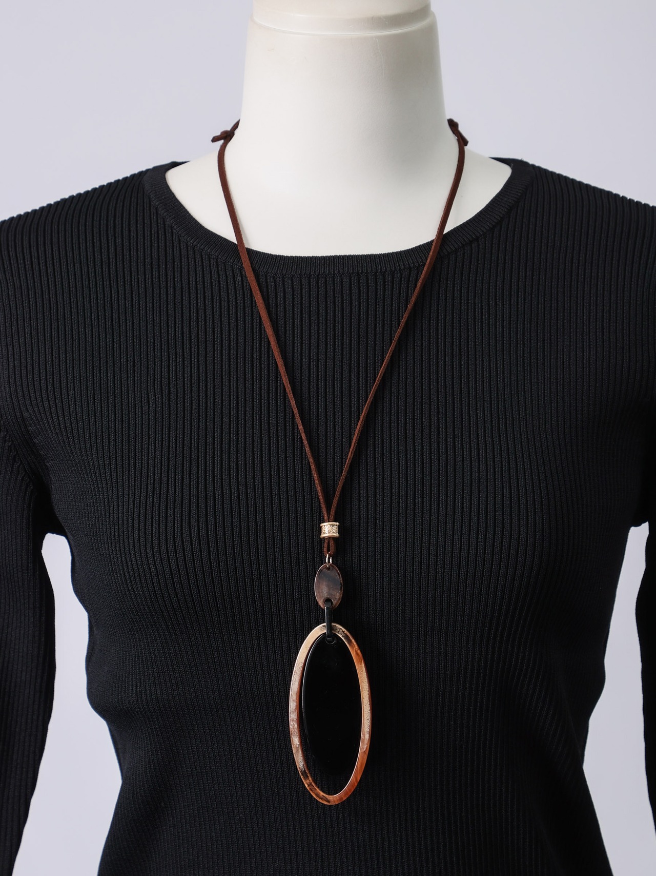 BEATRICE(縦長ネックレス）