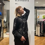 英字シアーシャツ