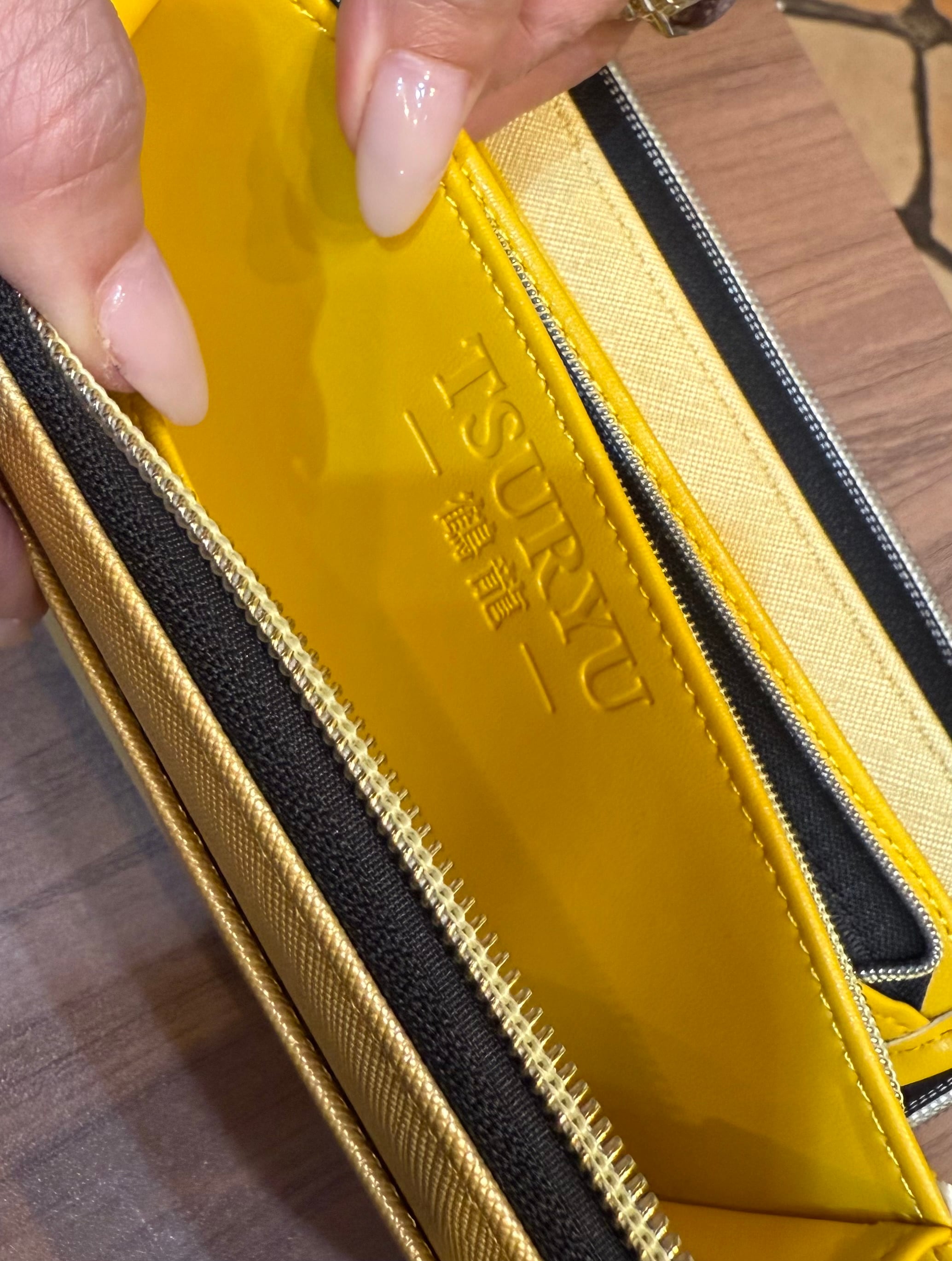 10周年記念！！待望の開運・金運アップの財布！！TSURYU－鶴龍
