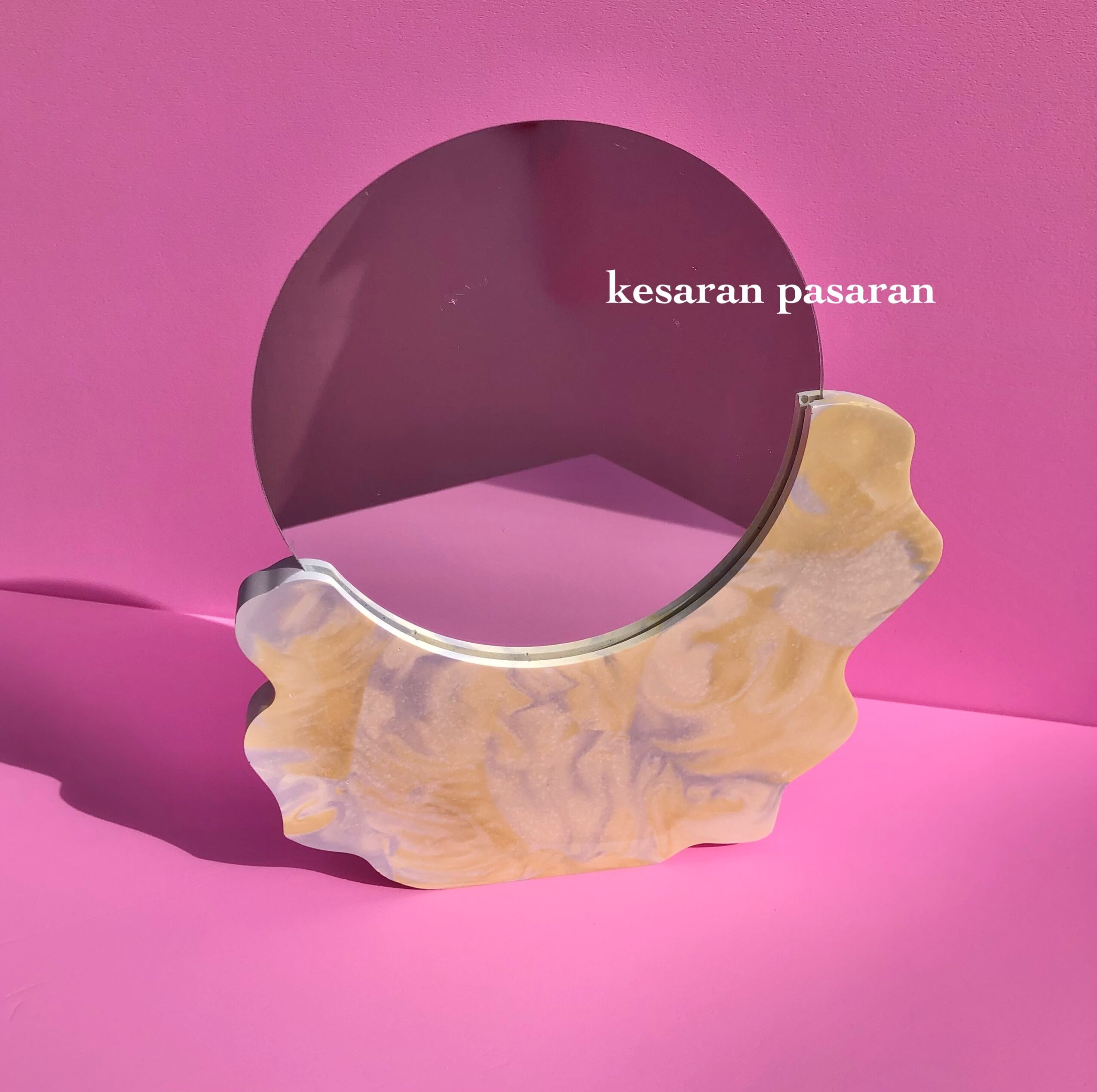 インテリアミラー