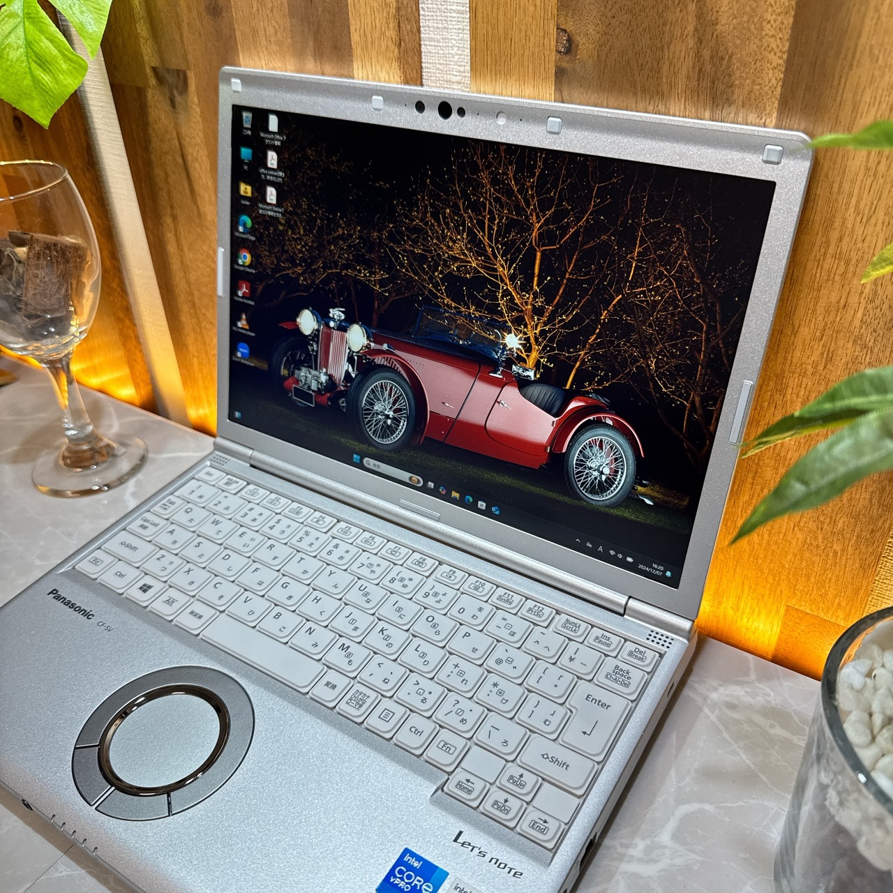 最新2021年式 Panasonic Let's note SV1/Core i5第11世代/メモリ16GB/SSD256GB/ビジネス向き/軽量ノートパソコン