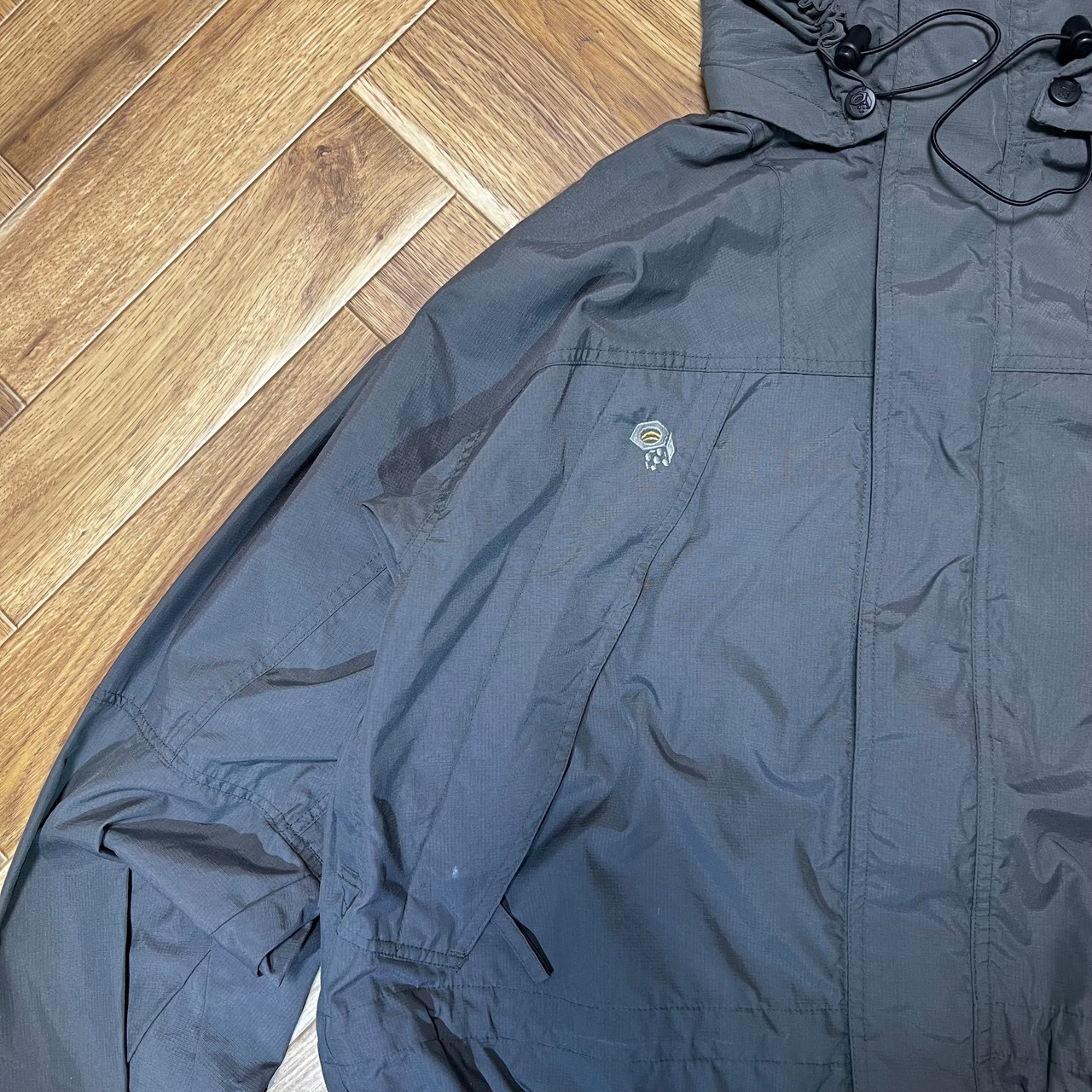 2000s Mountain HardWear Nylon Mountain Jacket