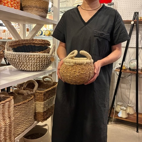 Bangladesh Jute & Seagrass basket ball　バングラディッシュ　ジュートシーグラスバスケット　ボール　ホワイト　収納　カゴ　ラウンド　小物入れ