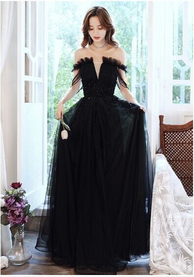黒のストラップレスロングAラインドレス 美品! パーティー 黒のストラップレスロングAラインドレス 美品! パーティー