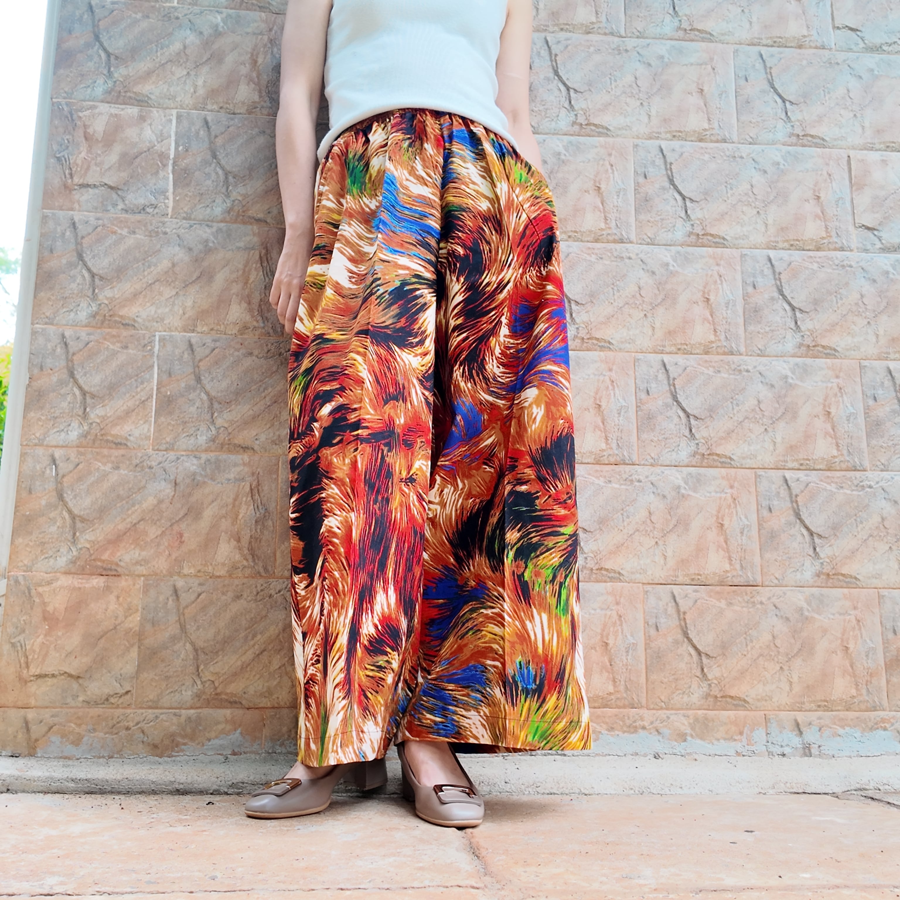 African パンツ = animal=