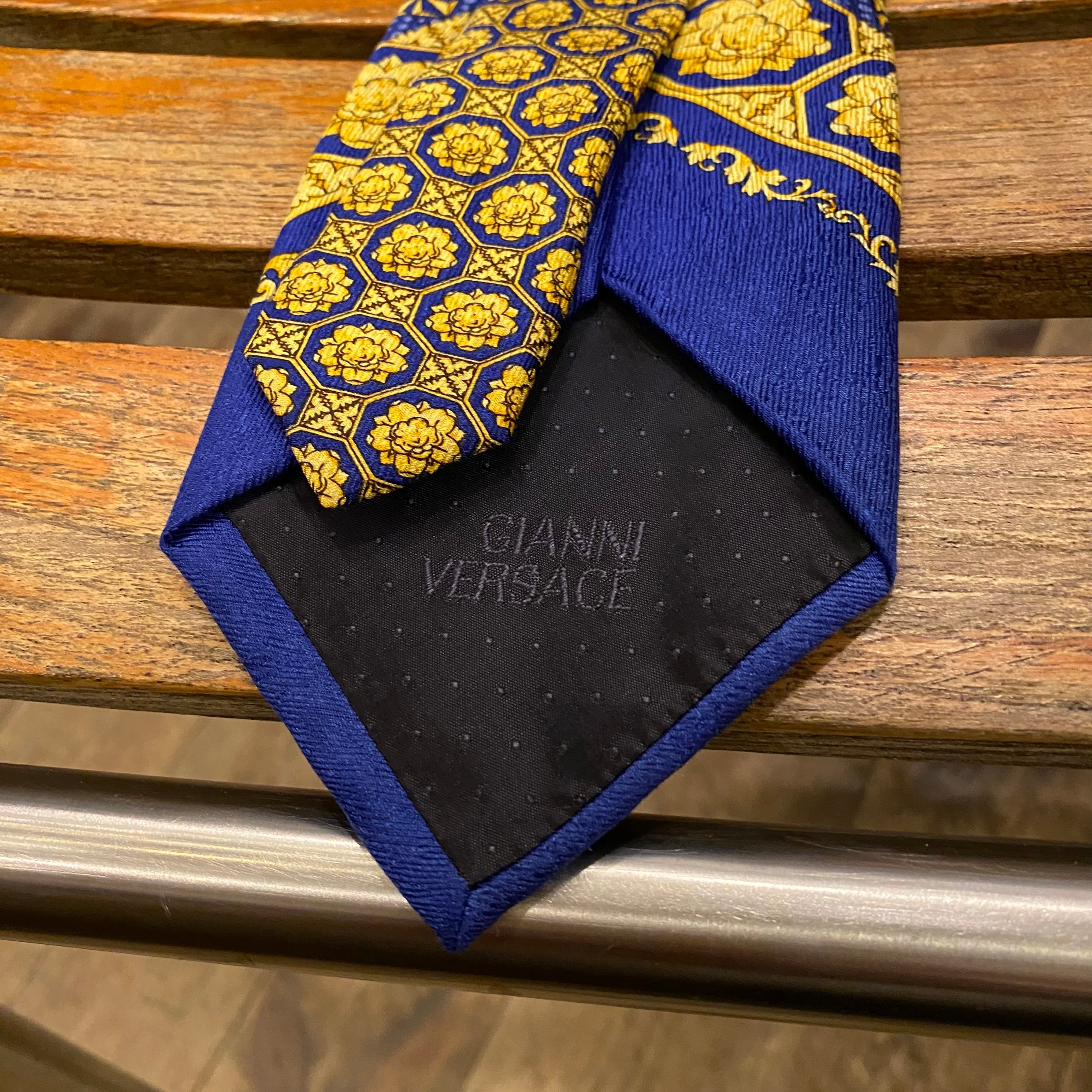 GIANNI VERSACE ヴェルサーチ イタリア製 シルクネクタイ | zuccaro