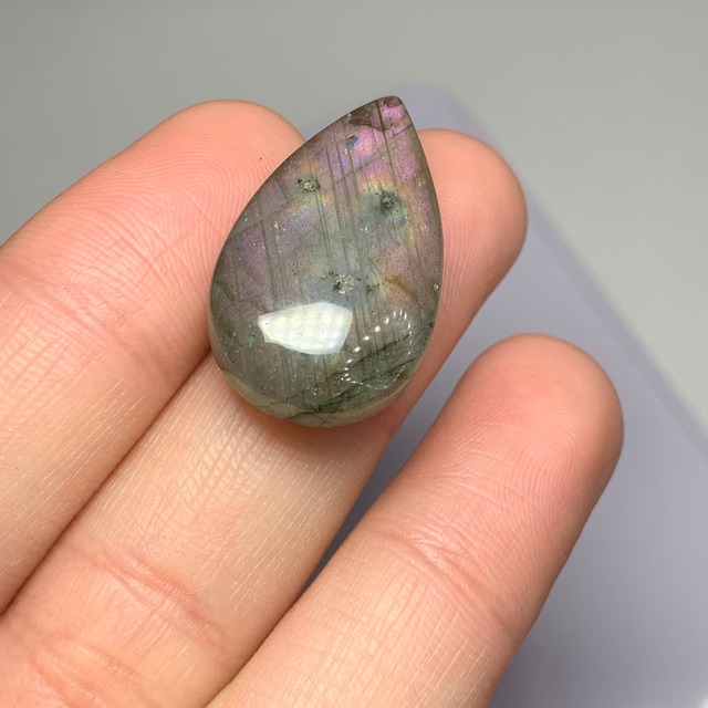 1.ピンクシラーラブラドライトルース・しずく型