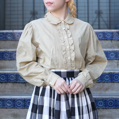 EU VINTAGE DISTLER TRACHTEN FRILL DESIGN LINEN TUCK BLOUSE/ヨーロッパ古着フリルデザインリネンタックブラウス