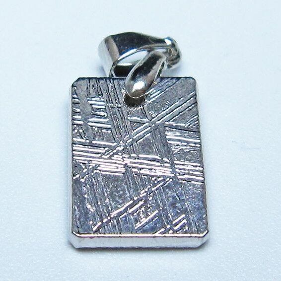 ギベオン ペンダント 隕石 メテオライト 一点物 メール便可 112-13395