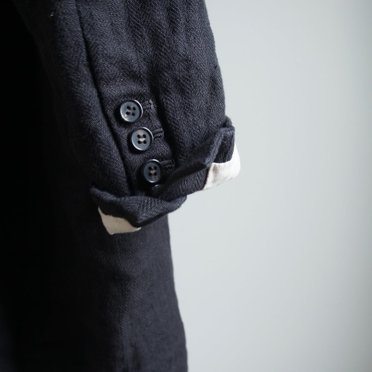 unisex coat jacket／herringbone linen〈black〉 | SALUÉ