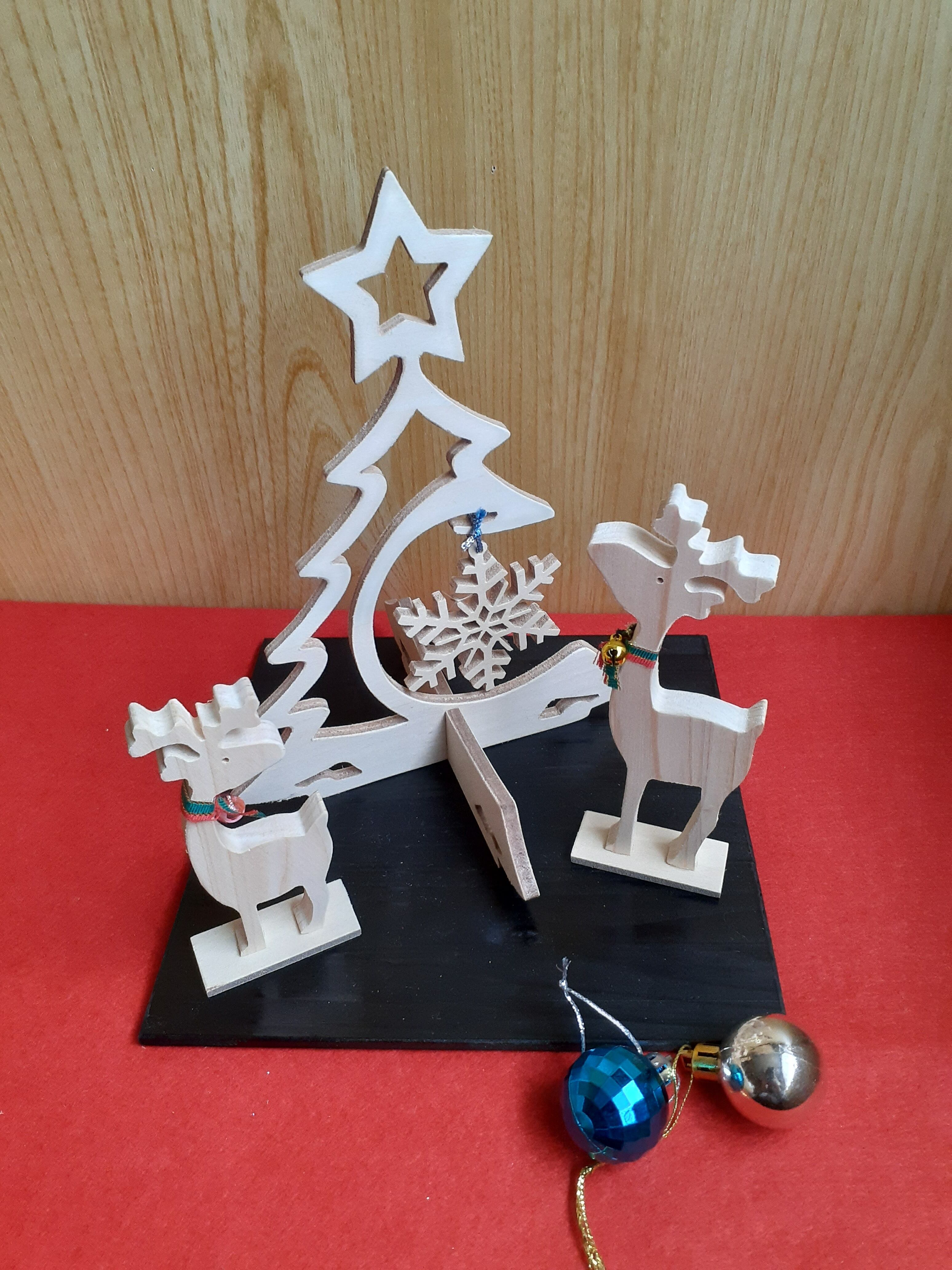 サンタとトナカイ　シーグラスアート／天然石／フレーム／クリスマス／サンタ サンタとトナカイ シーグラスアート／天然石／フレーム／クリスマス