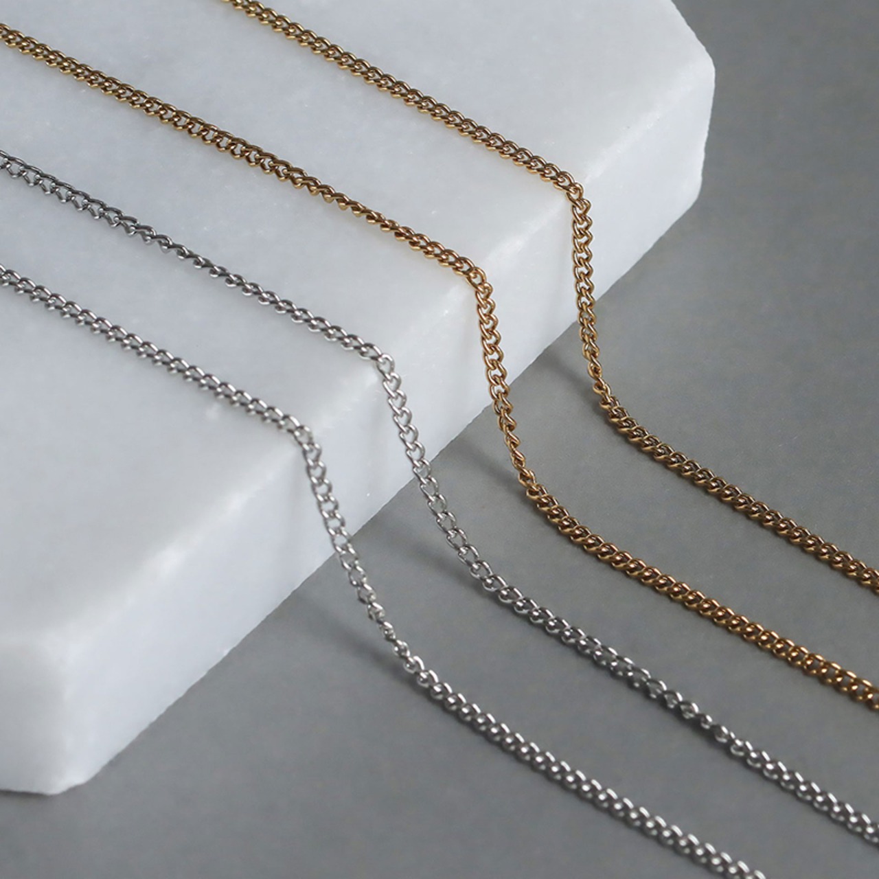 【ネコポス便】金属アレルギー対応 ネックレス レディース サージカルステンレス 変形リング ペンダント ニュアンス オーバル シンプル