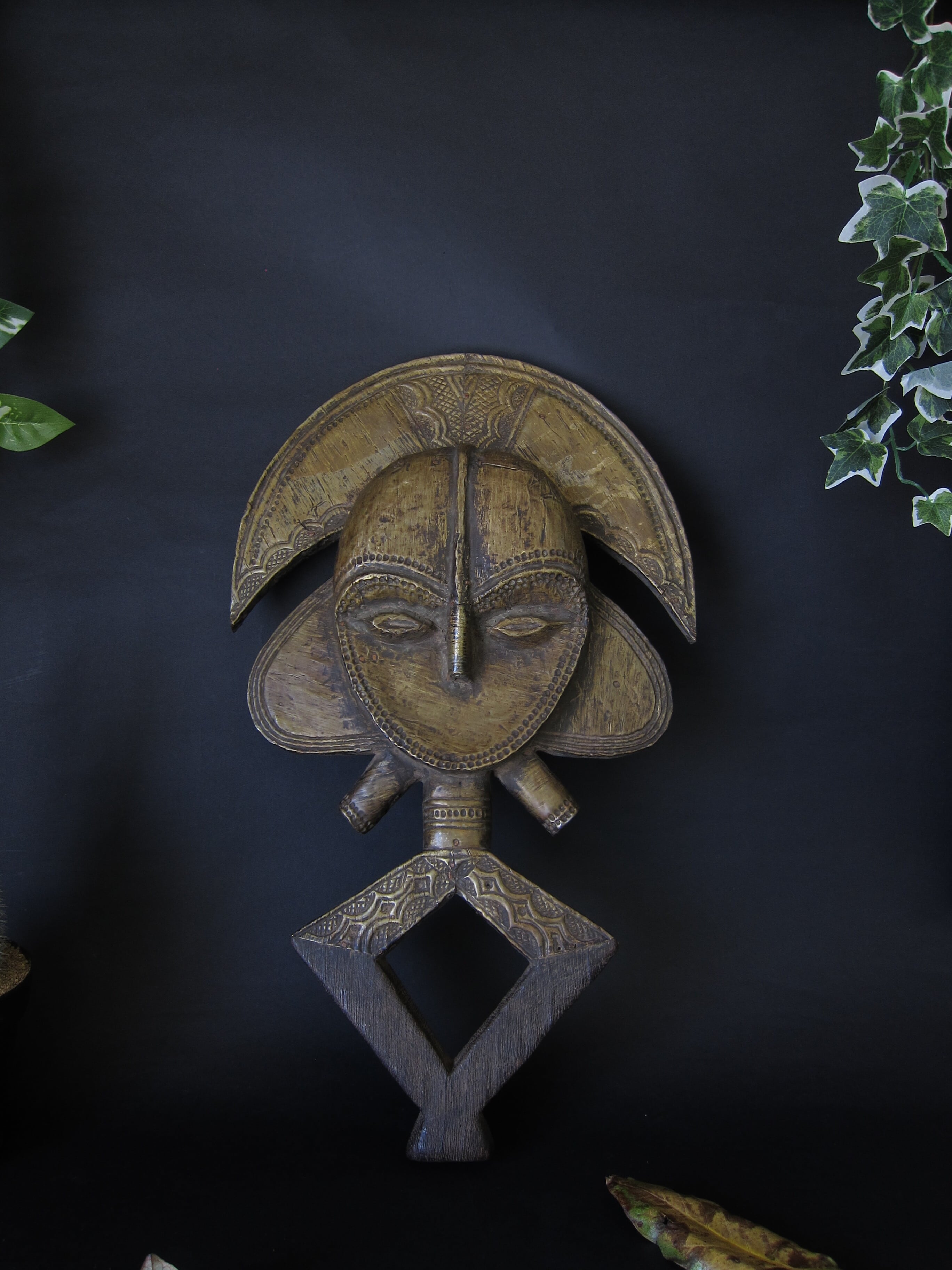 コタ族の 守護神像3 GLOBE ART グローブアート