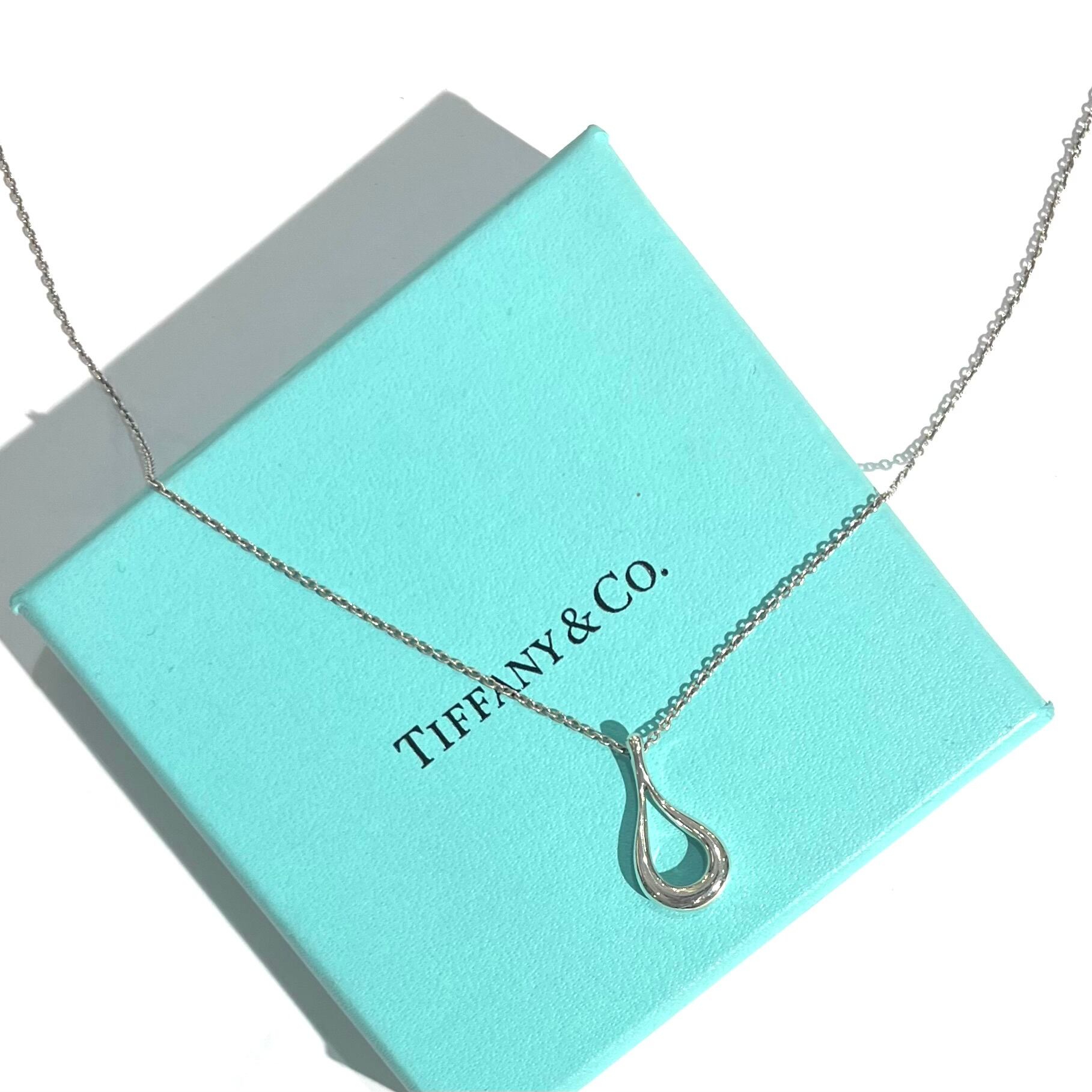 Tiffany & Co. カーブ型ネックレス Tiffany & Co. シルバー カーブ型ネックレス