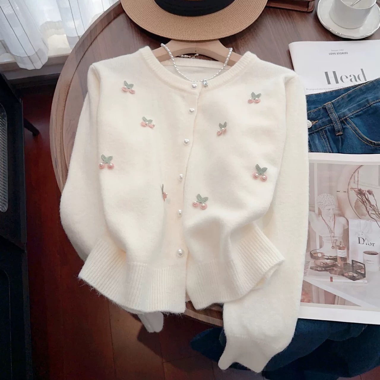 【ワンサイズ】立体パール付きカーディガン