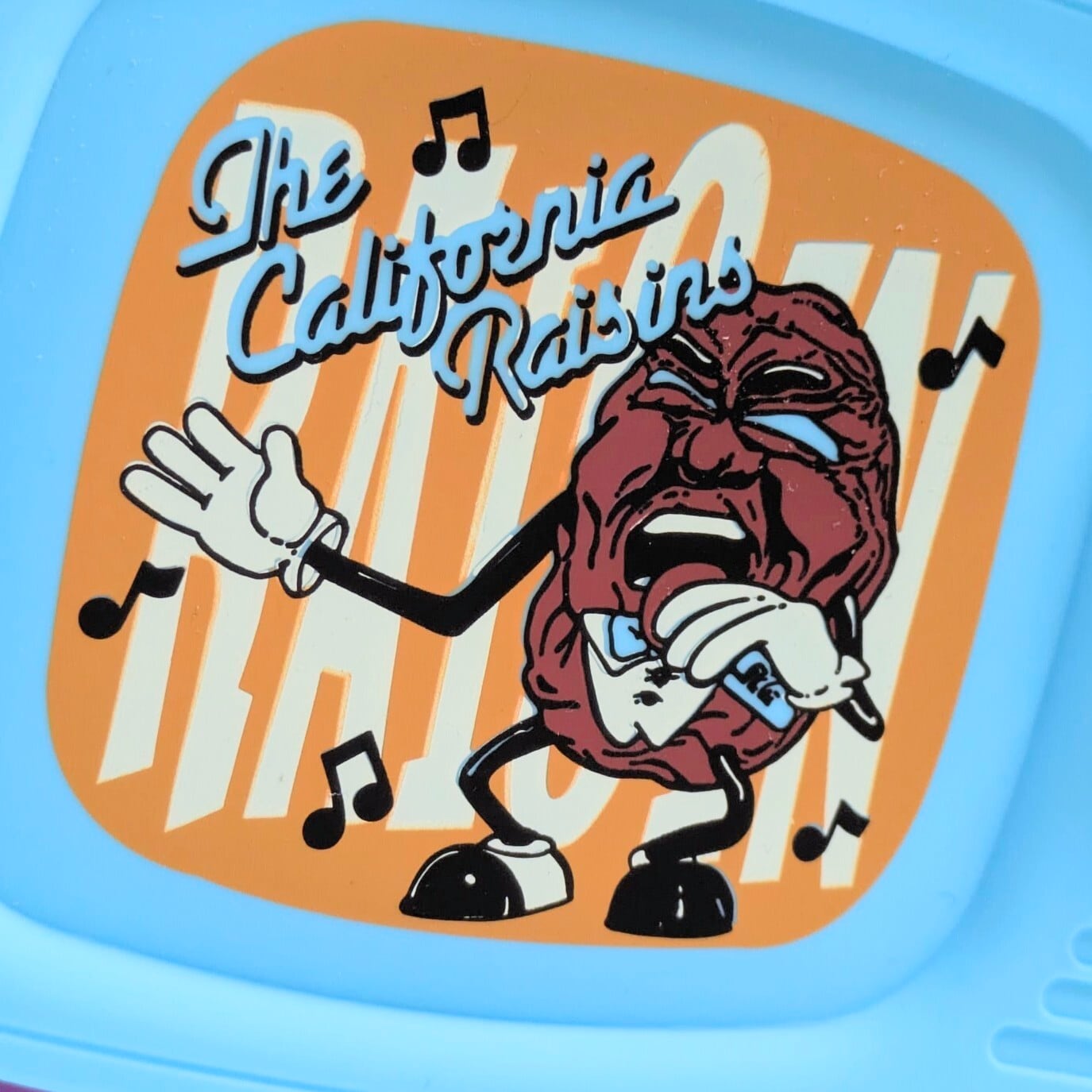 【 California Raisins( カリフォルニアレーズン ) 】SILICONE POUCH ( シリコーンポーチ ) TV / テレビ型 / 小物入れ / コインケース / コスメポーチ 〚アメリカン雑貨 アメトイ〛