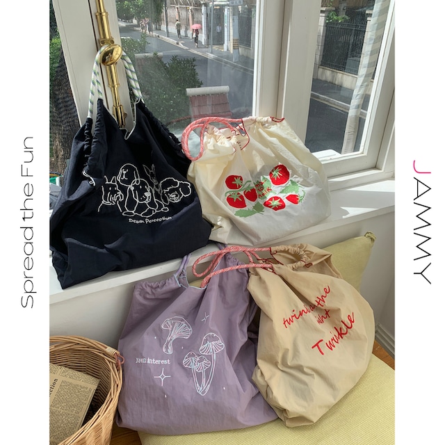 embroidered drawstring pouch bag J00195