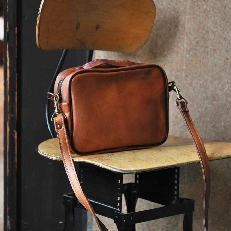 John Woodbridge and Sons cross body bag - brown - / France