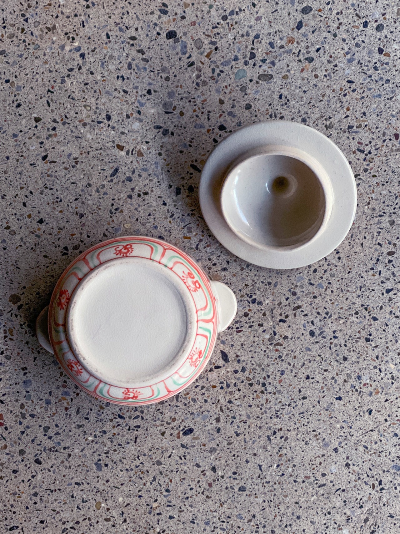 オールドバッチャン焼き／蓋付き碗