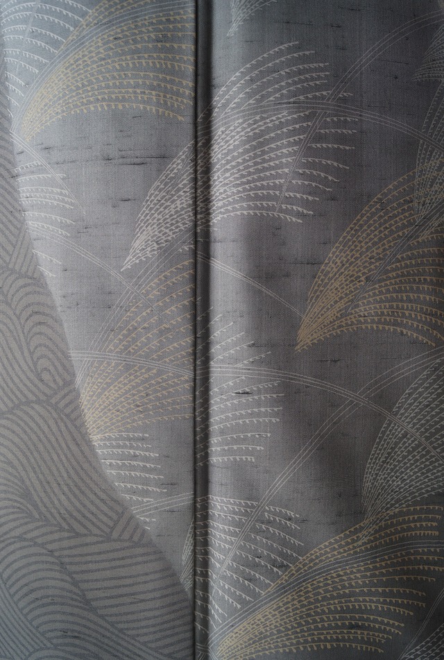 【袷】白山紬　薄と波文様　訪問着