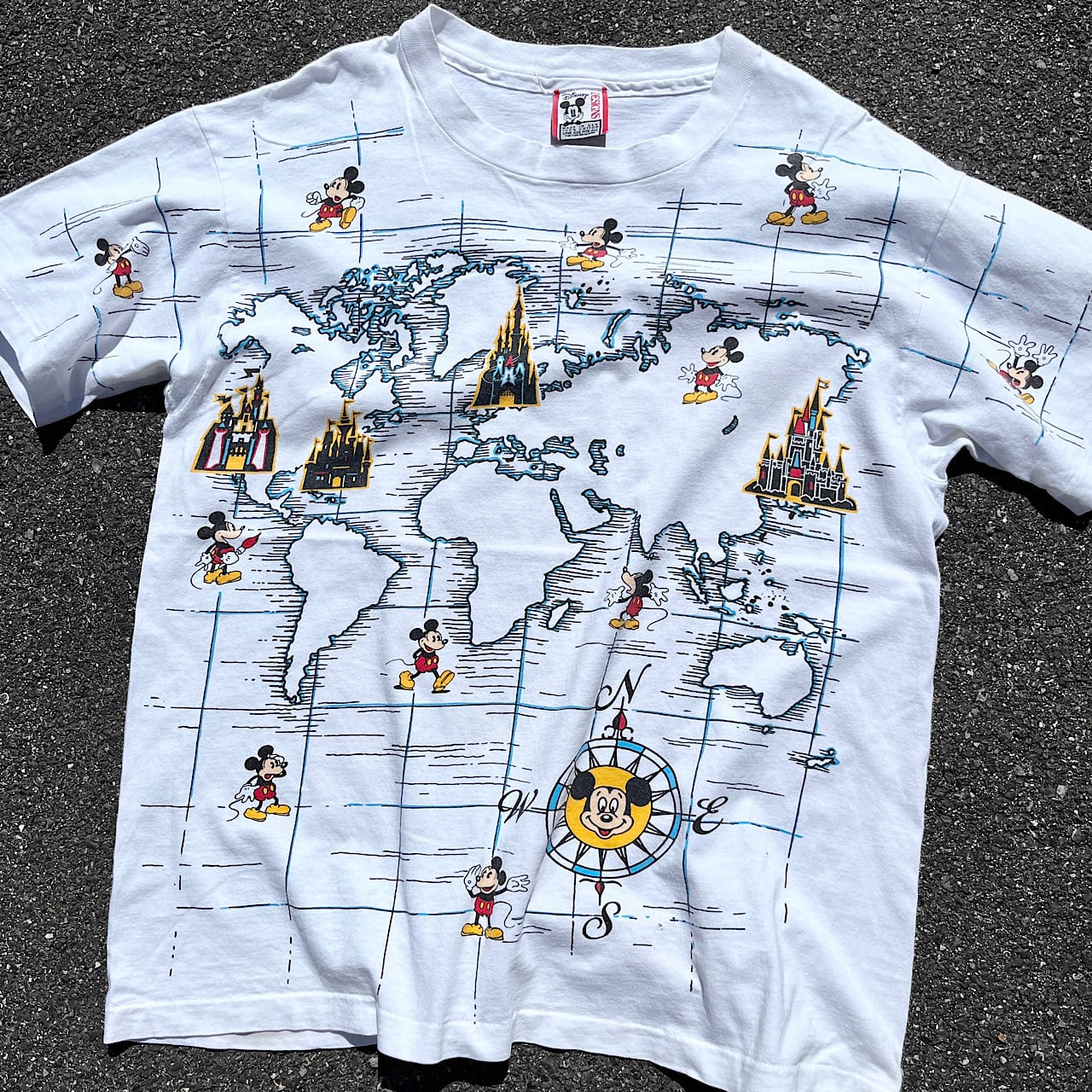 90年代 USA製 WALT DISNEY WORLD マップ ミッキーマウス キャラクター オールオーバープリント Tシャツ メンズXL相当 古着  90s ヴィンテージ ビンテージ MICKEY MOUSE ディズニー ホワイト 白 【Tシャツ】【PS2307T】 | cave