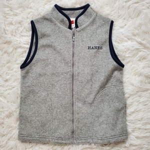 【USED】キッズHANES　ベスト　可愛い美品　130サイズ
