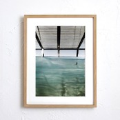 Under Pier Silence｜海と静寂を描くモダンアートポスター｜透明感あるブルーが癒しと洗練をもたらすインテリアA2ポスター