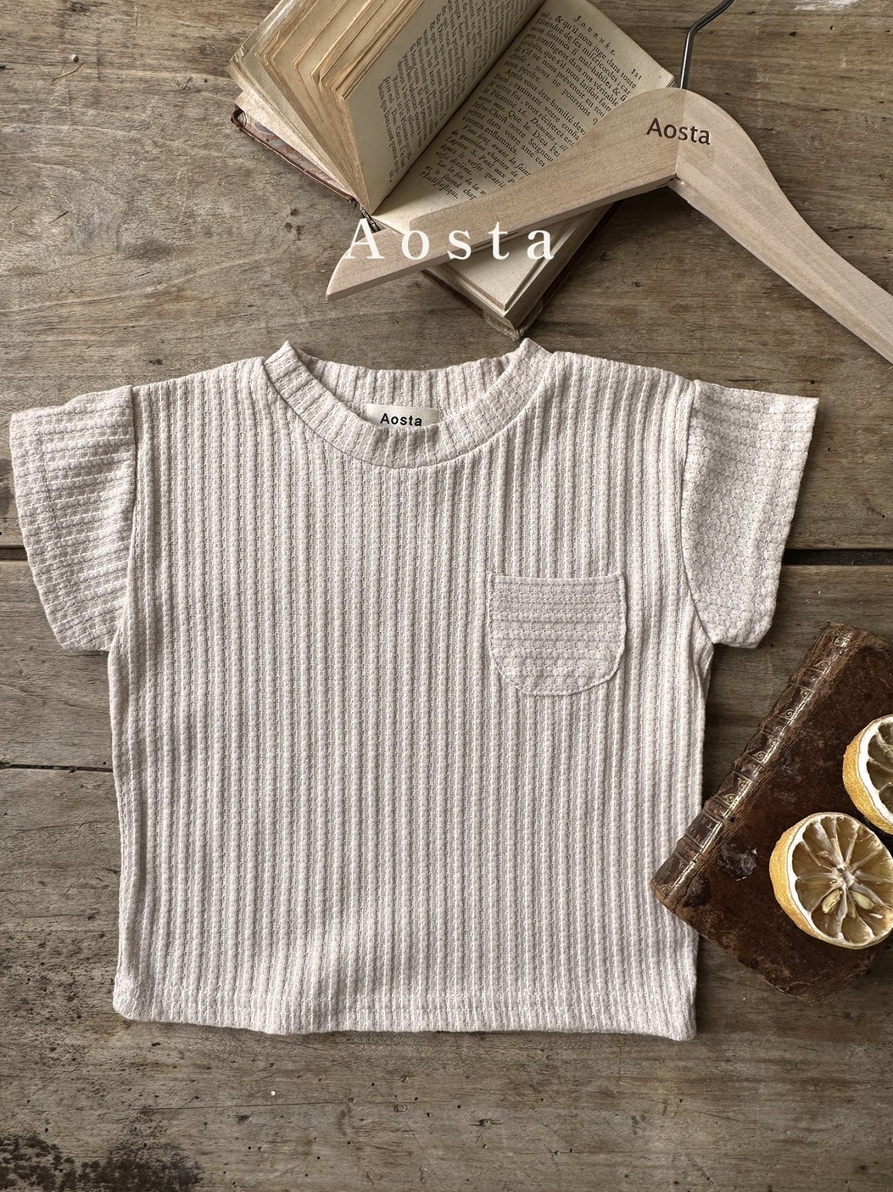【Aosta】バターブックTシャツ - 8