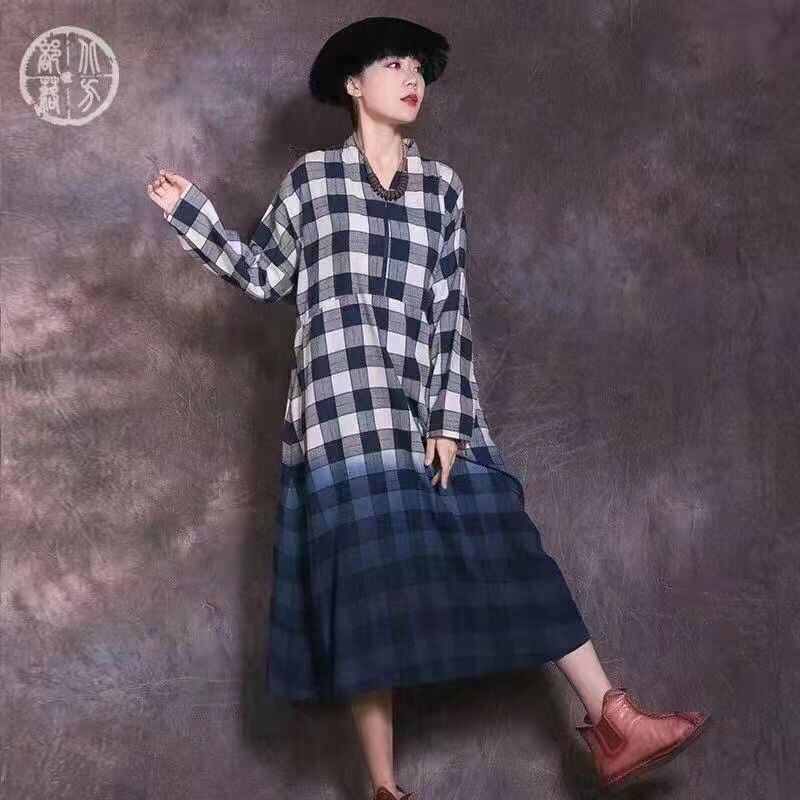 無用文藝シリーズ チャイナ風ワンピース 2color 黒or青 チェック柄 ロング丈 Vネック 棉麻 ゆったり Elegant