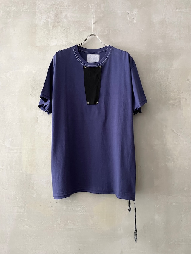 TrAnsference chest patch panel dangling drawcord hem T-shirt - midnight garment dyed