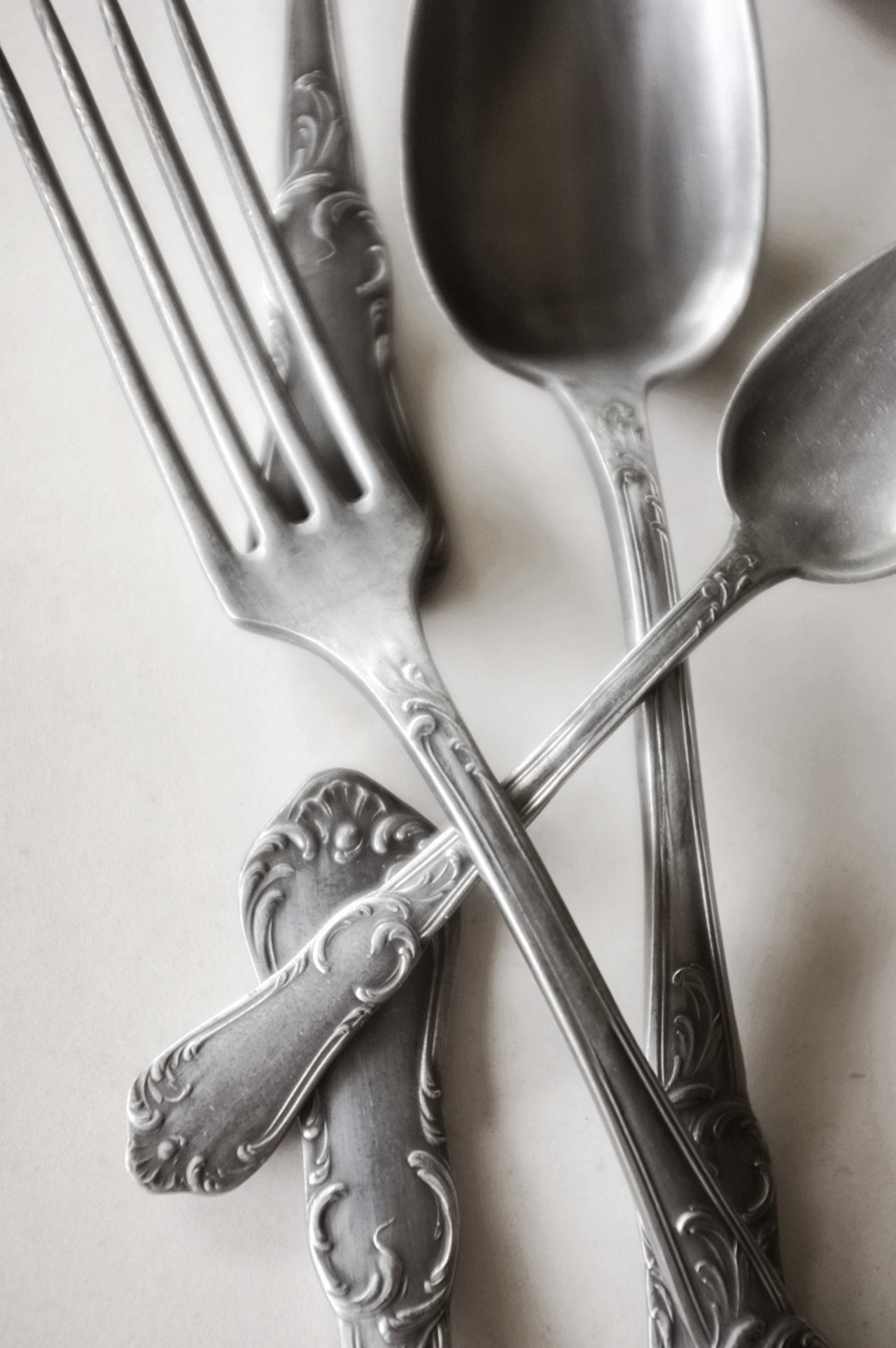 フランス 19世紀 エタン アカンサスとロカイユとロココ的スプーン アンティーク