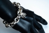 BN-047 Homage Bracelet Move L