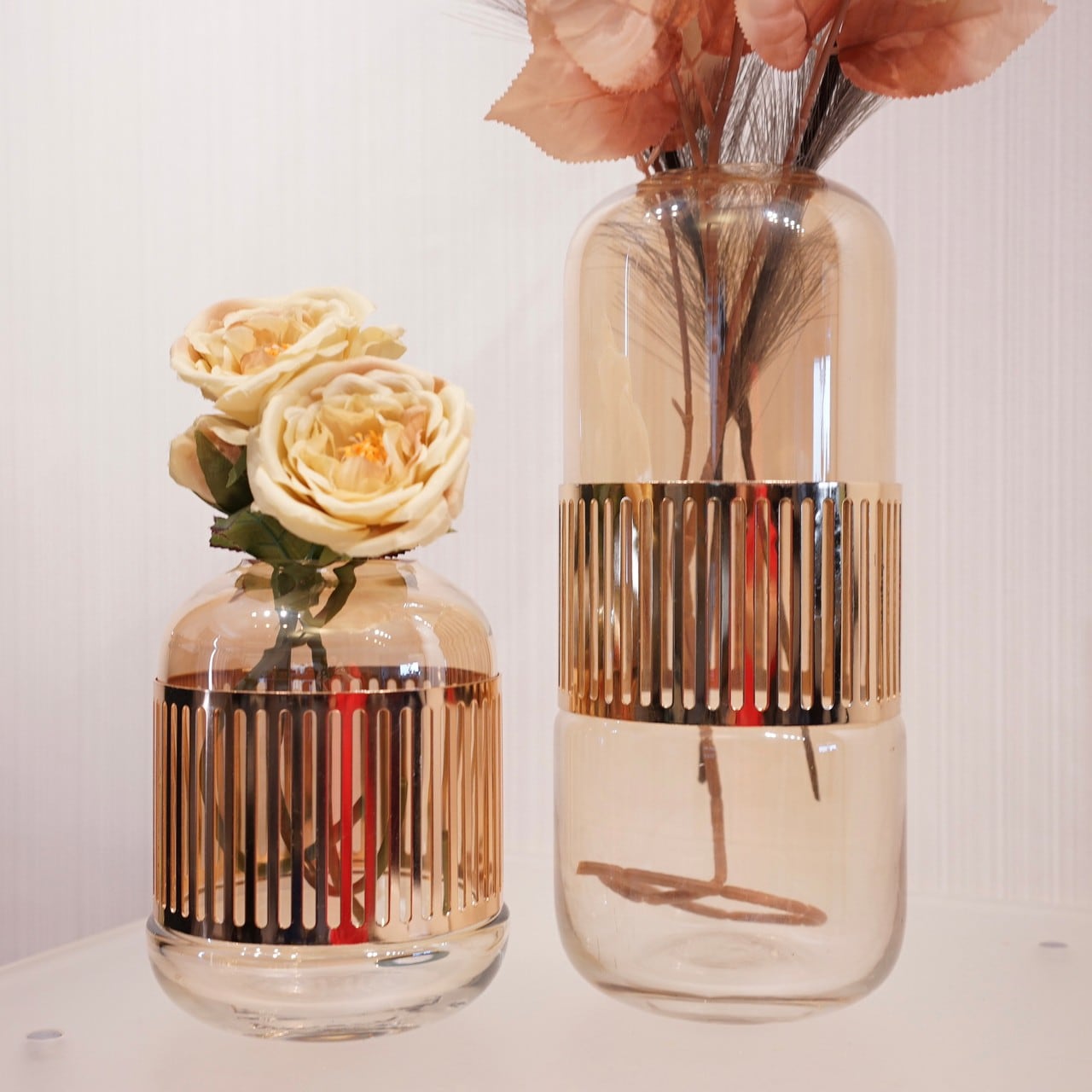 輸入品】花瓶 フラワーベース 2個セット 造花付き オブジェ モダン 