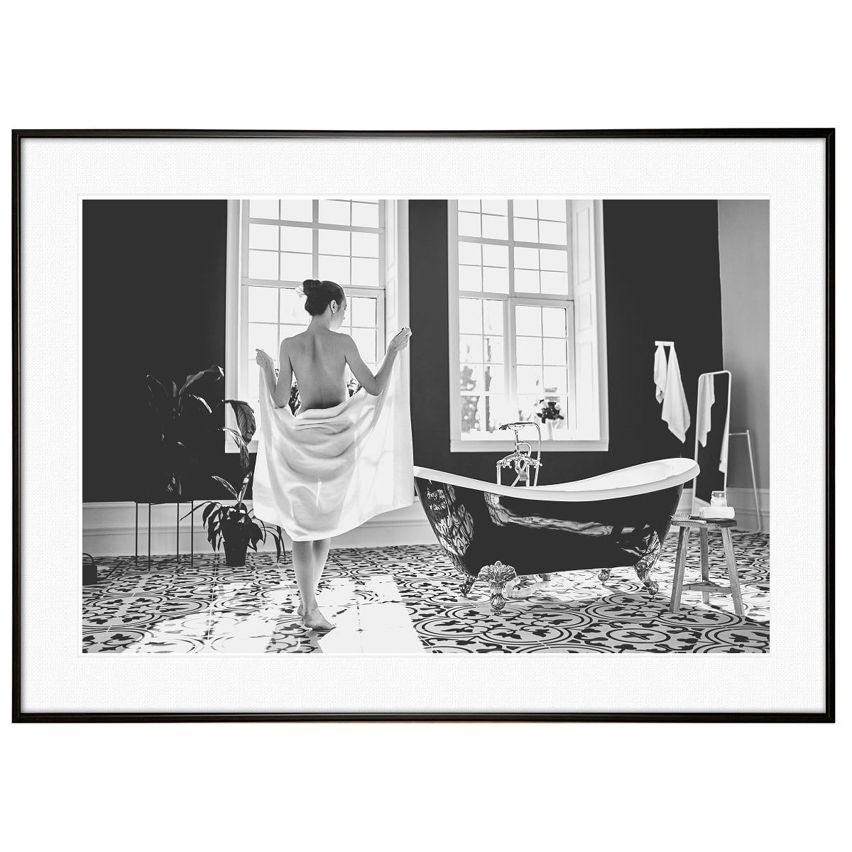 人物写真 浴室の女性 インテリアモノクロアートポスター額装 AS2327