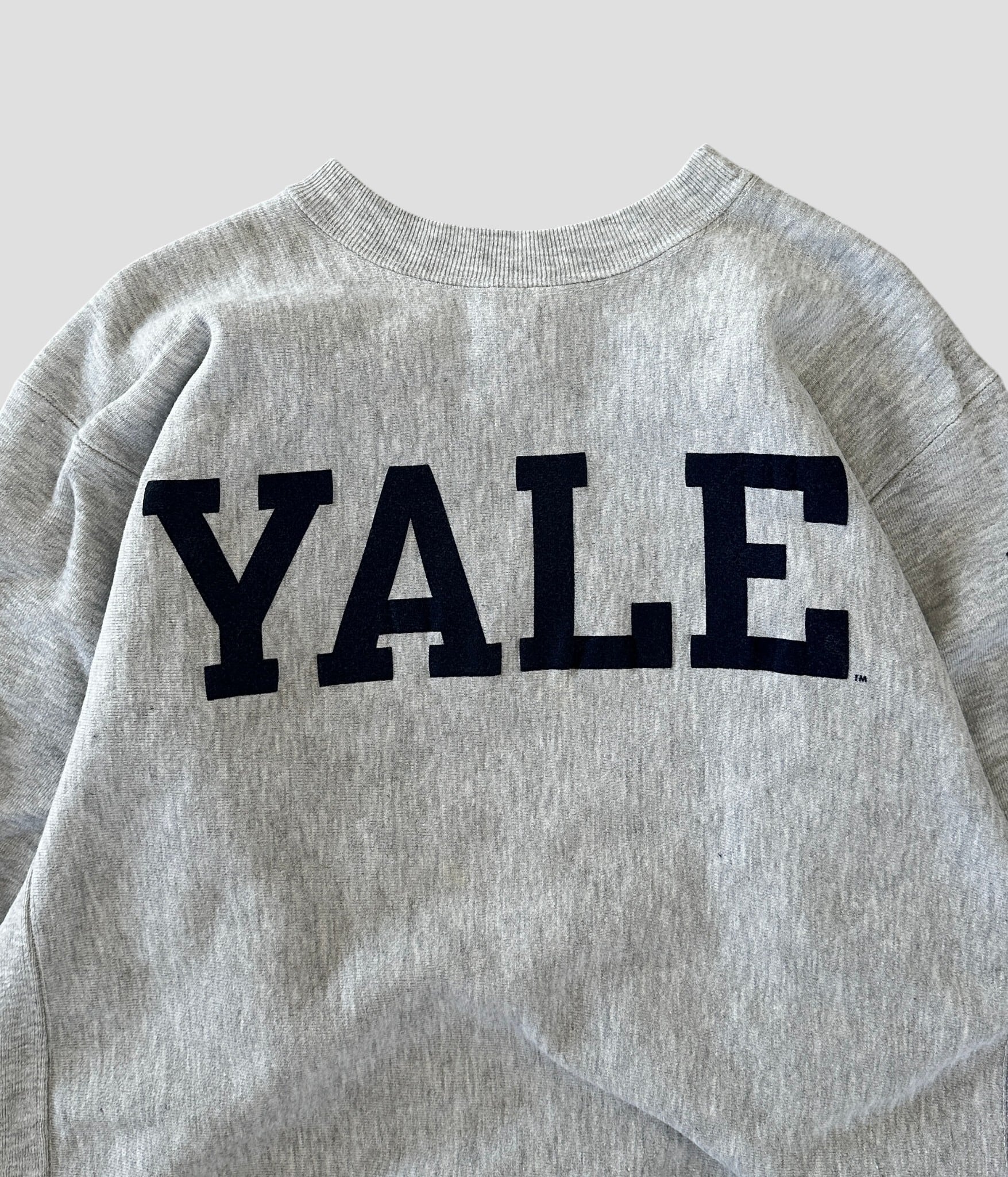 Champion- Vintage 90s XL YALE Reverse Weave Sweat made in USA