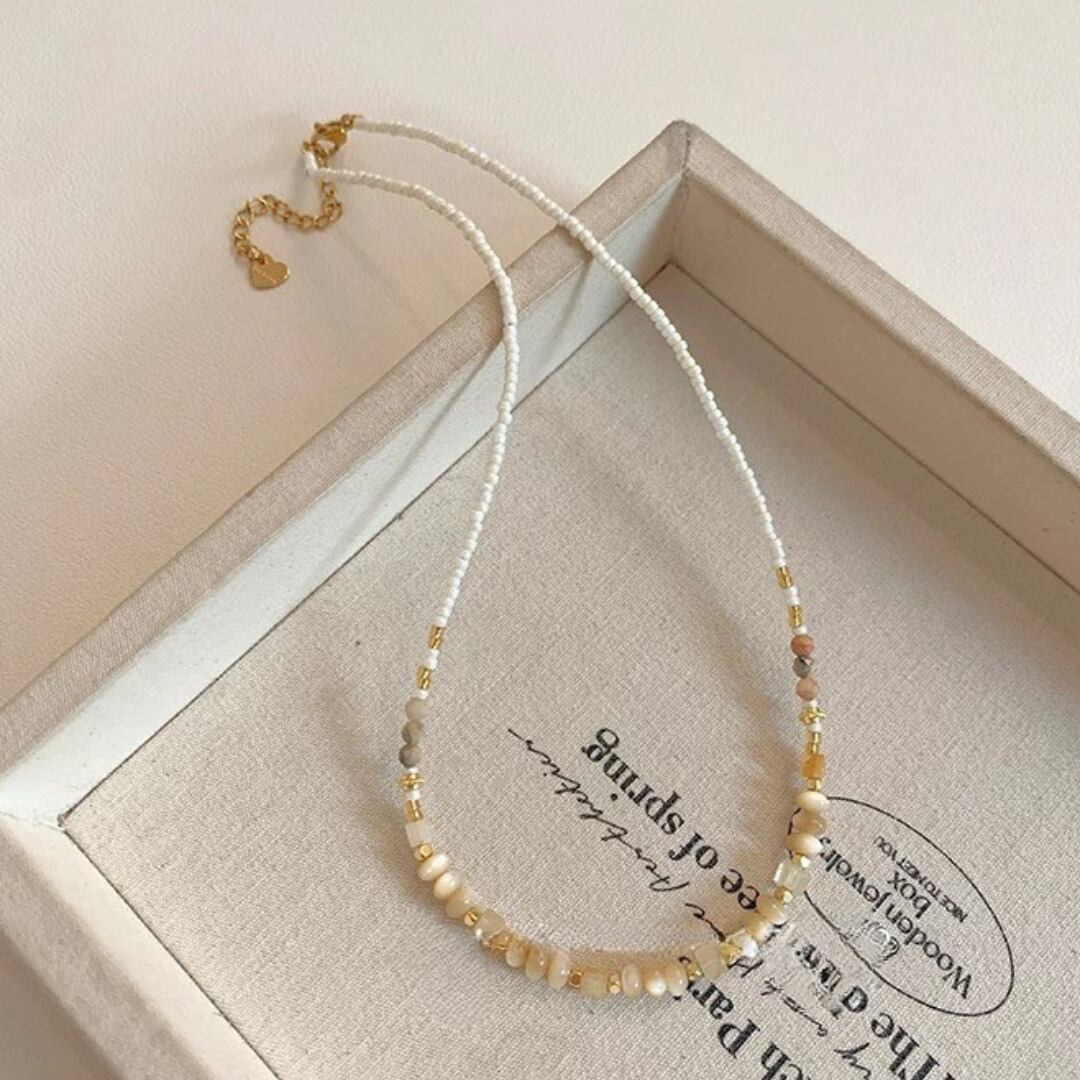 ホワイトビーズアクセントネックレス F4047
