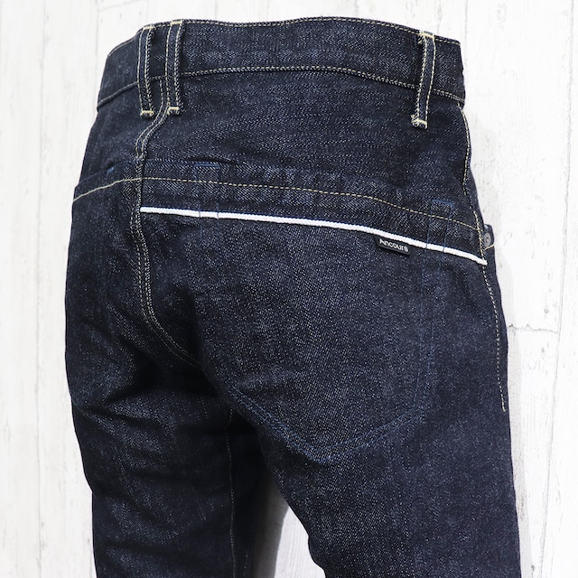 ac703D Tapered jeans
