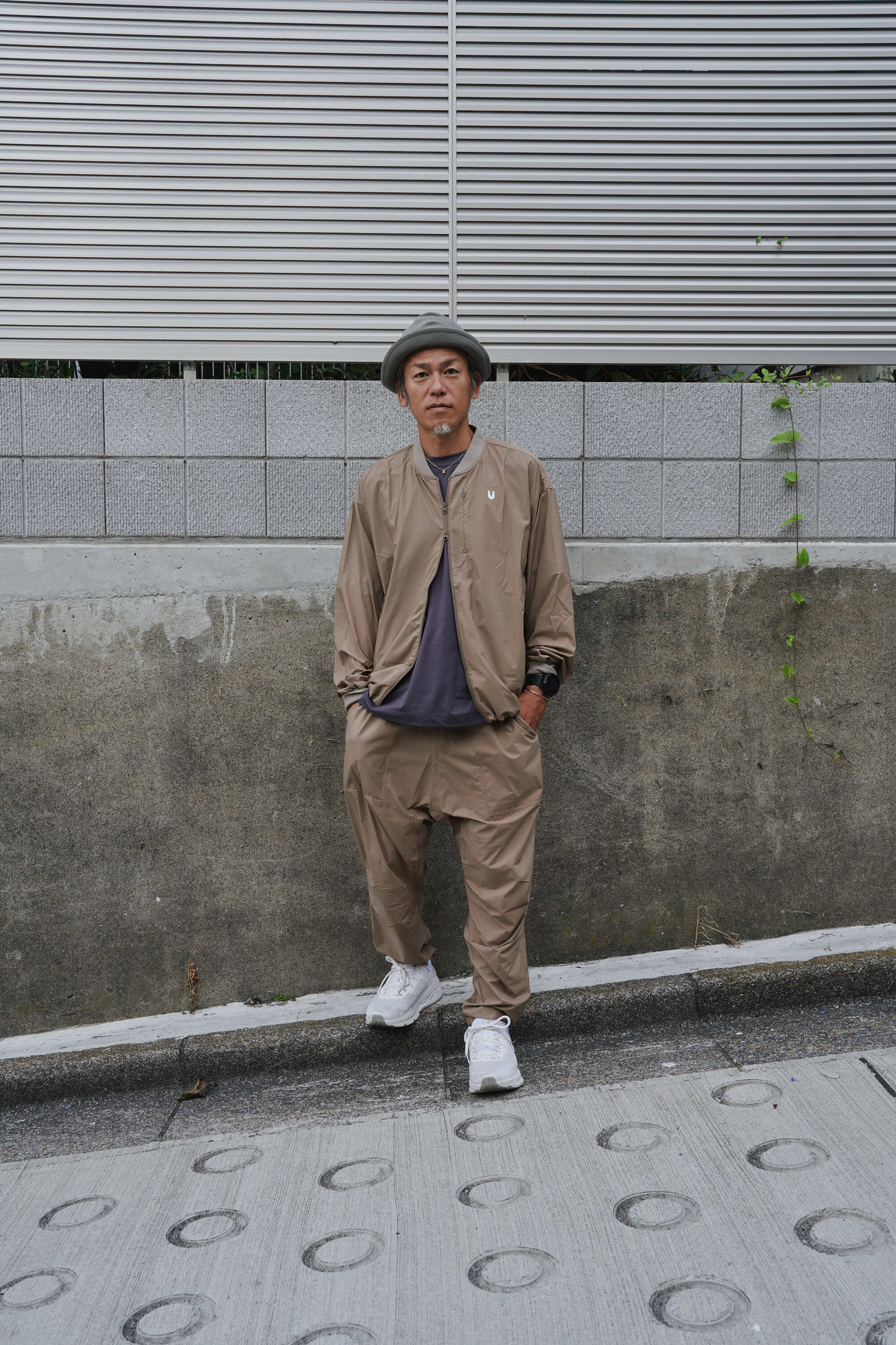 Sato Wind Pant 2 : Color Woodsmoke | TANNUKI Running Wear Shop