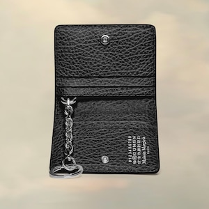 Maison Margiela【メゾン マルジェラ 】4ステッチ キーリング カードケース (S56UI0128 BLACK ) .