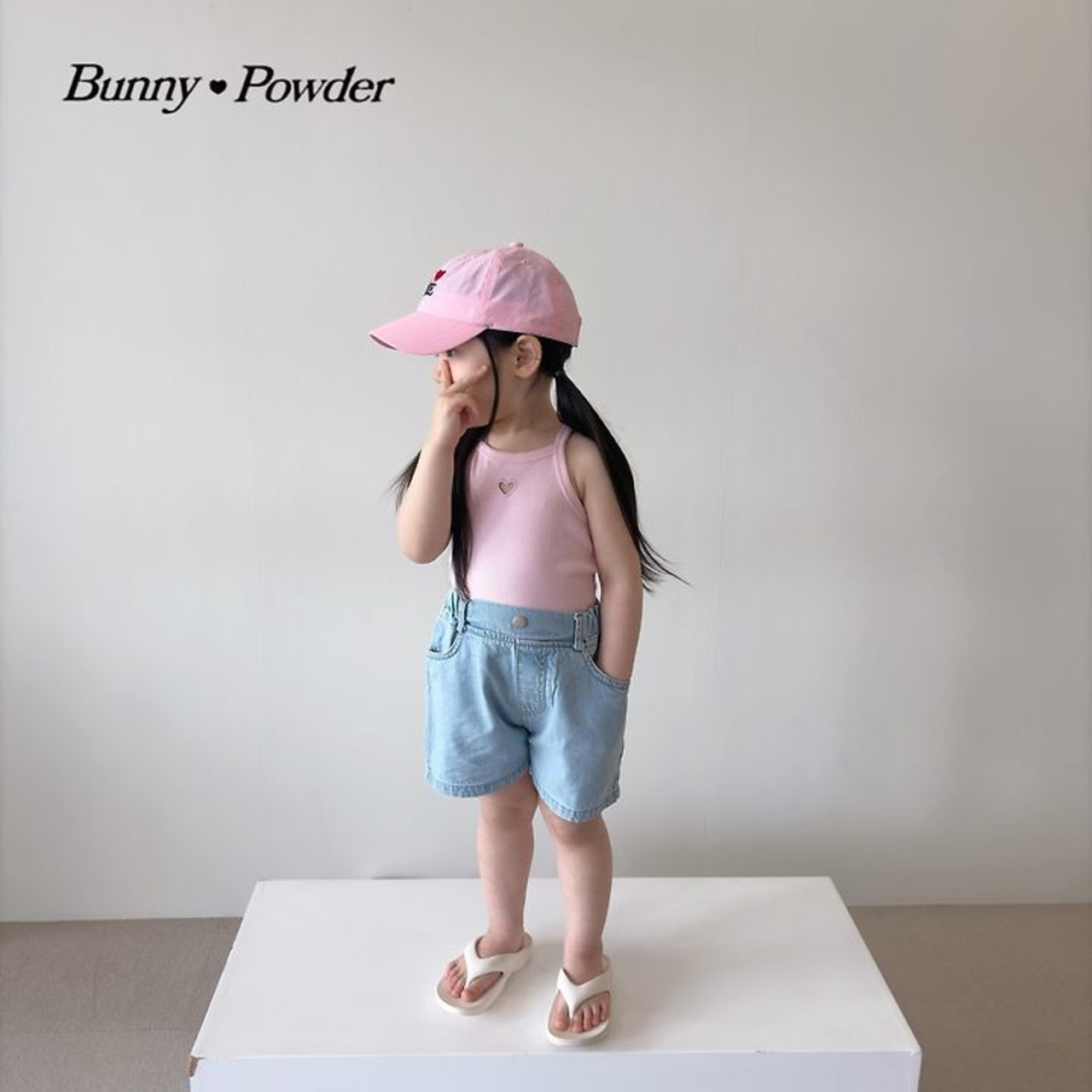 [Bunny Powder] Feature) Heart-shaped Sleeveless (2XL/3XL) / [버니파우더] 기획)하트뿅나시 (2XL/3XL)