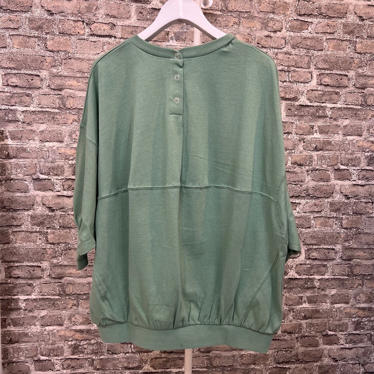 import箔プリントドルマンTシャツ