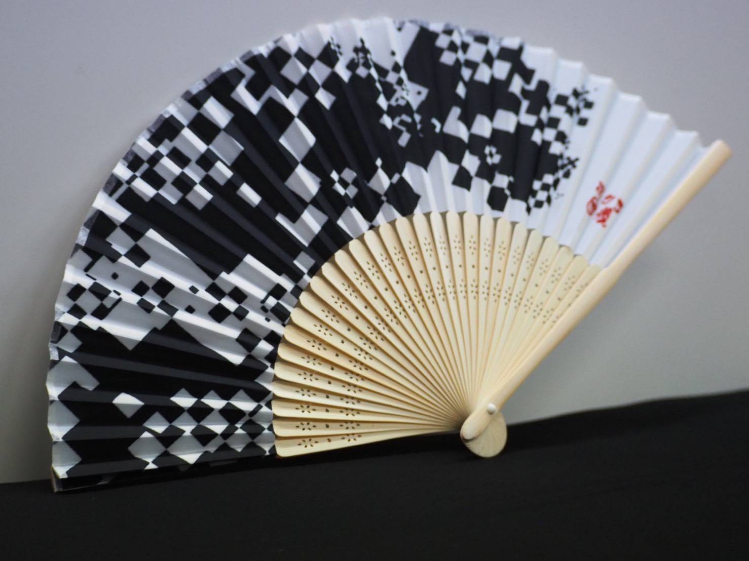 eab4b72650f57f21f820bed1147a1e