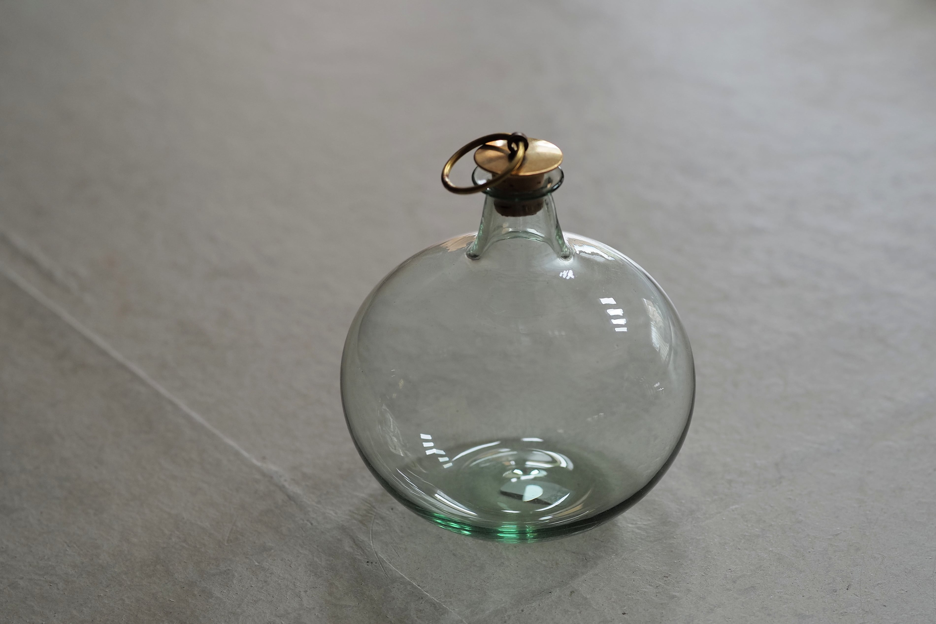 津田清和 109. 青緑丸酒瓶