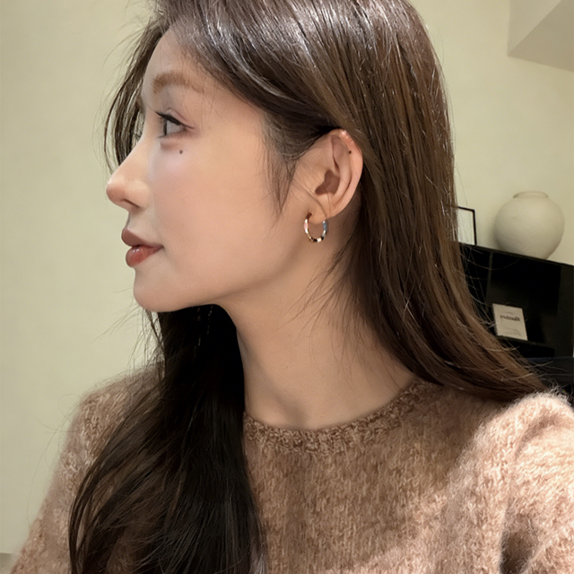 suzyaccレトロな彩りエナメルフープピアス