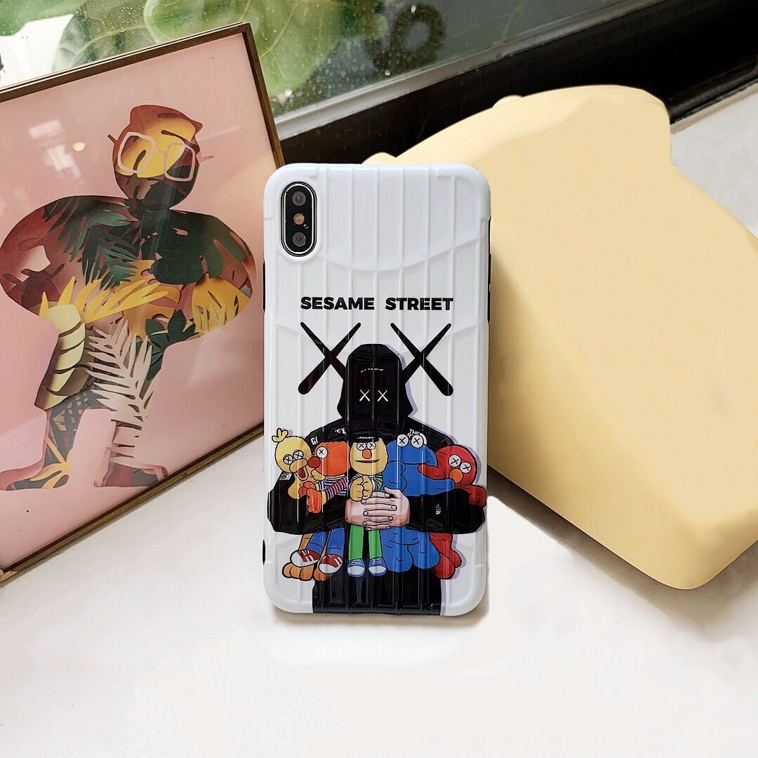 セサミストリート iPhone ケースカバー/トランク調/メンズ/レディース