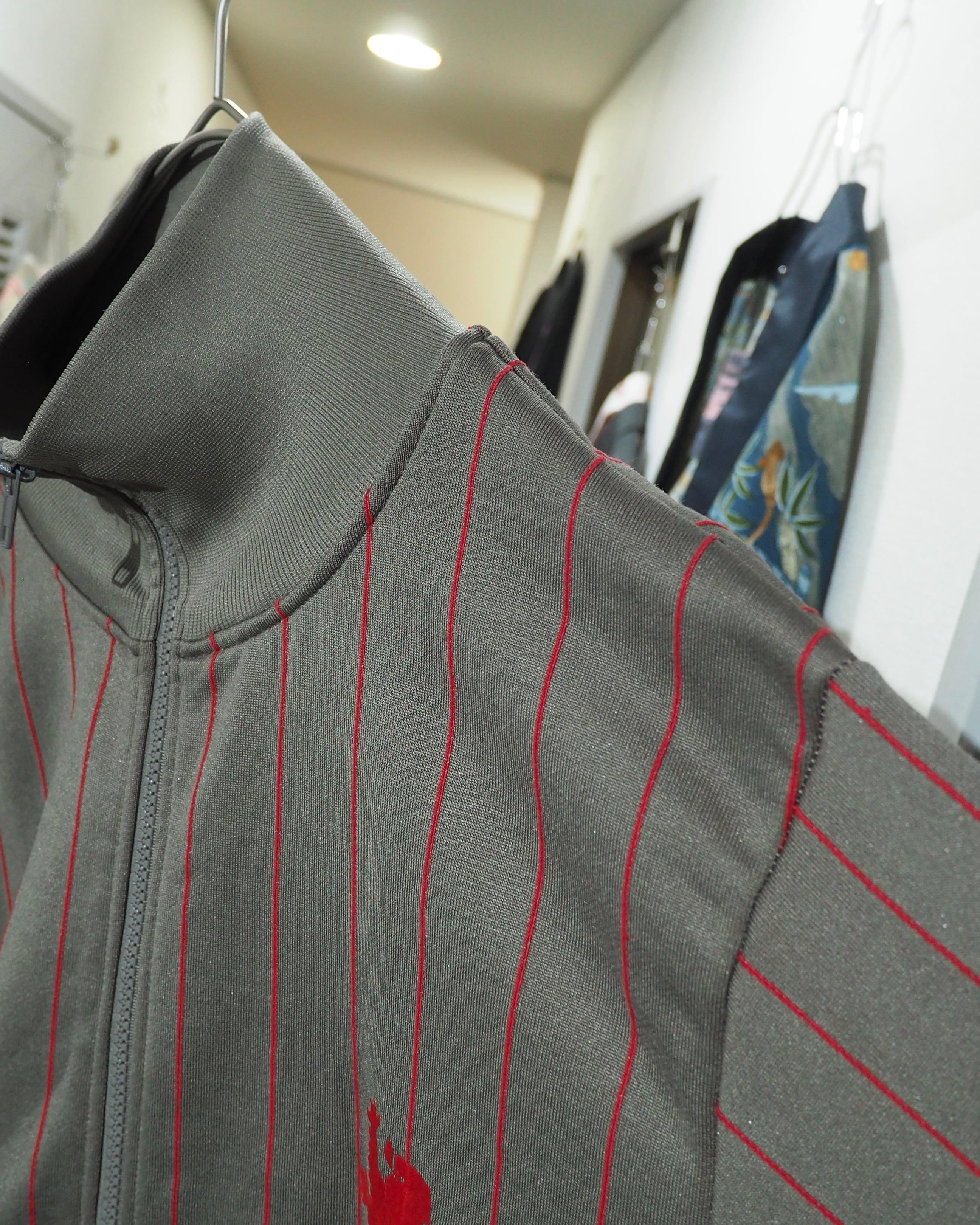 1980 - 90s Flocky Lion × Line Embroidery vintage Track jacket