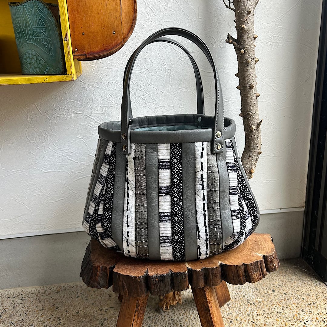 革と古布のバッグ | Atelier LeatherN - レザークラフト「ナホの手作り