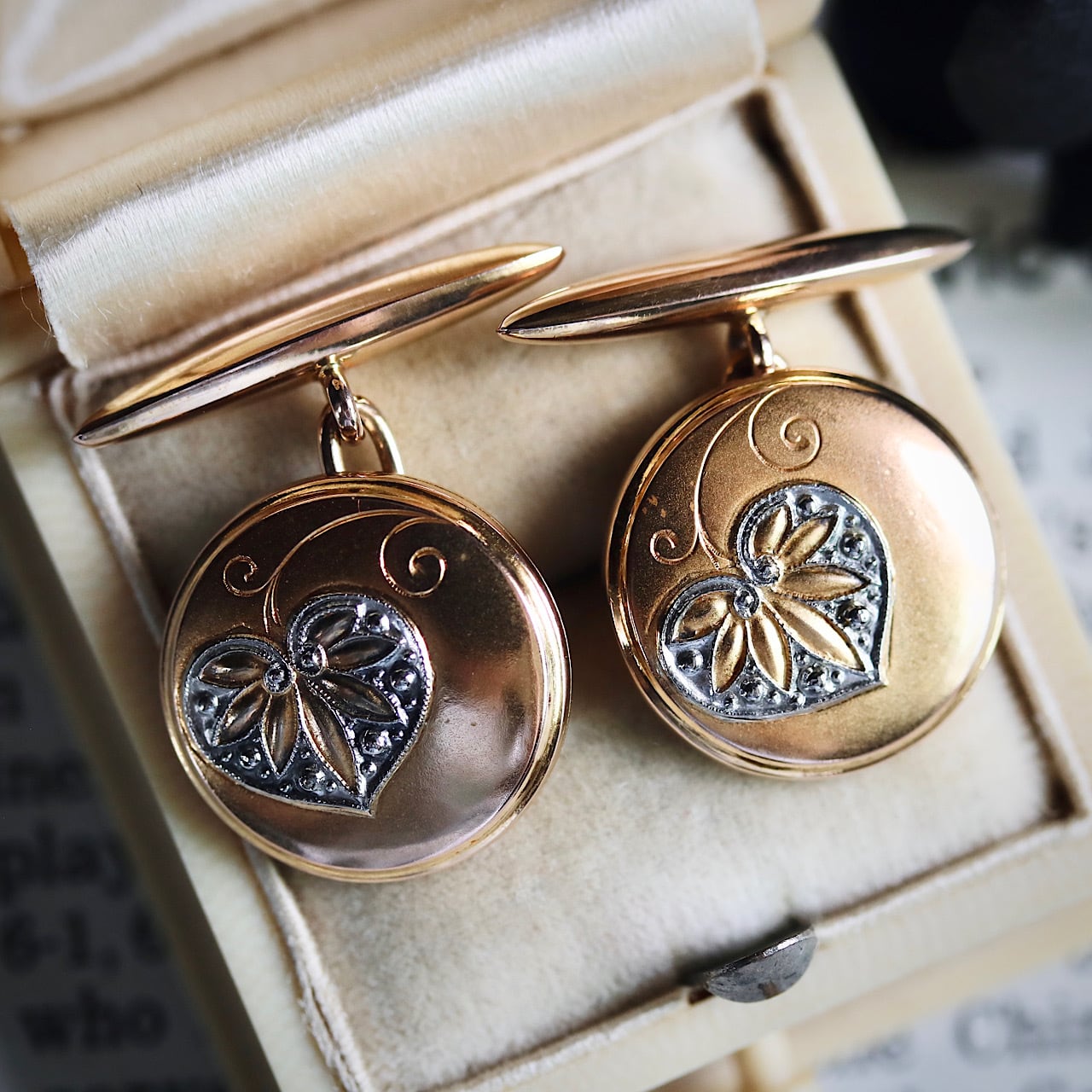 大勝堂 K9 葵の葉モチーフ 和製アールデコスタイルのヴィンテージ