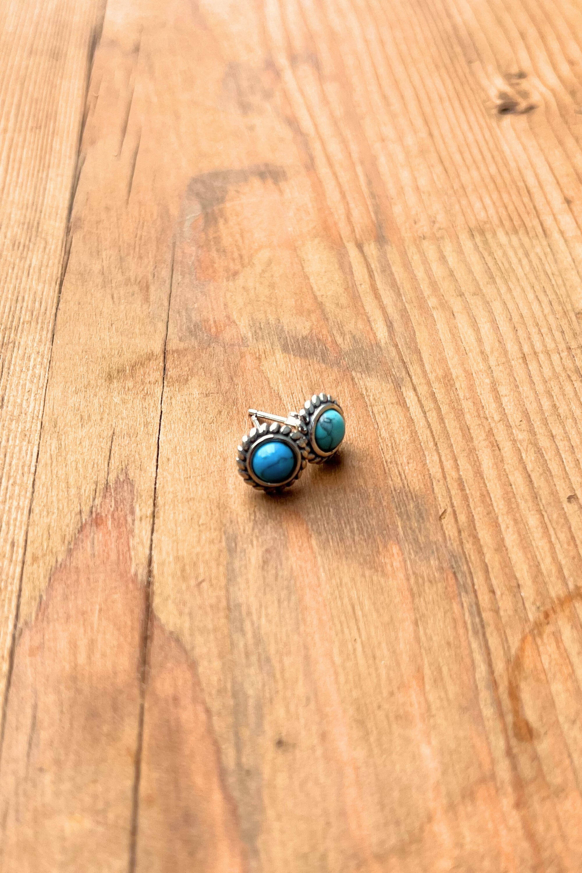 ネイティブターコイズピアス