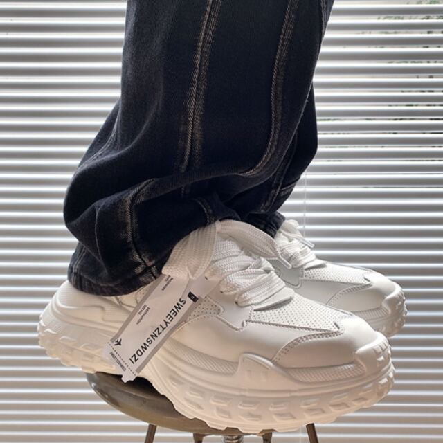 【予約販売】スニーカー ダッド メンズ アグリースニーカー タグデザイン シンプル 厚底 靴 ブラック ホワイト スポーティー お洒落 カジュアル ストリート 24cm/24.5cm/25cm/25.5cm/26cm/26.5cm